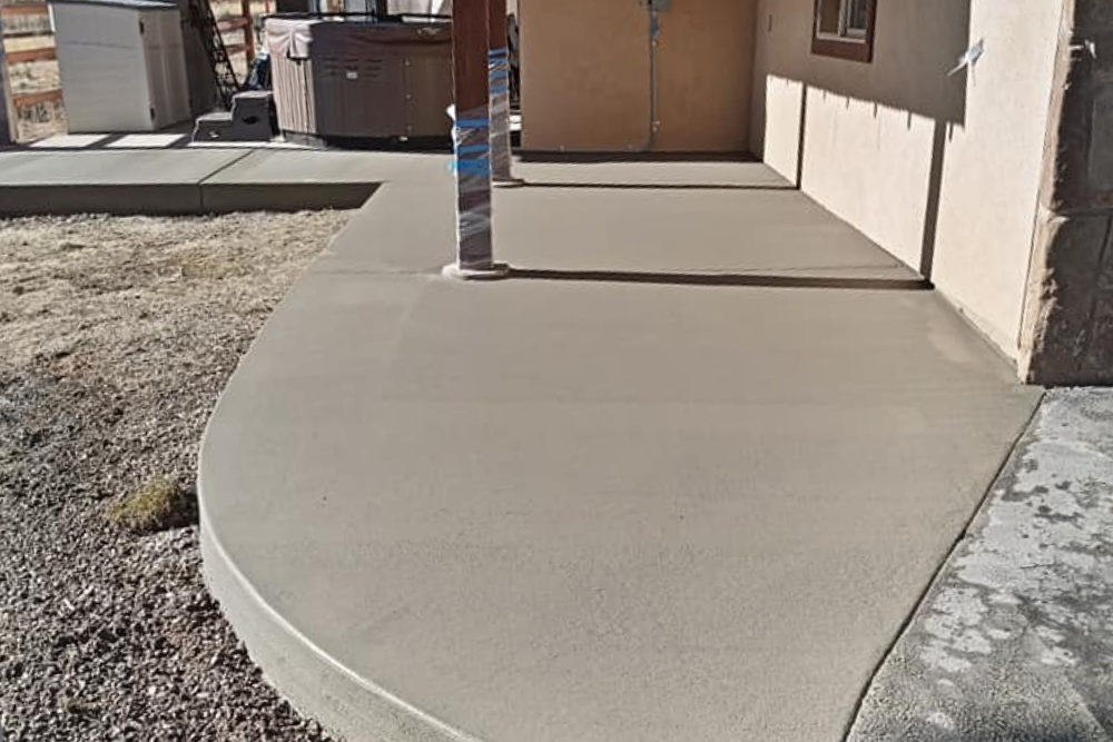 concrete patio col